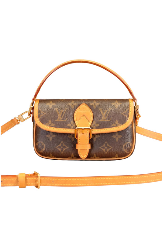 👜 Bolso Nano Diane M83298