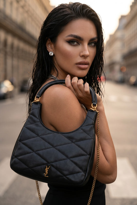 🖤 Bolsa Hobo SADE em Couro