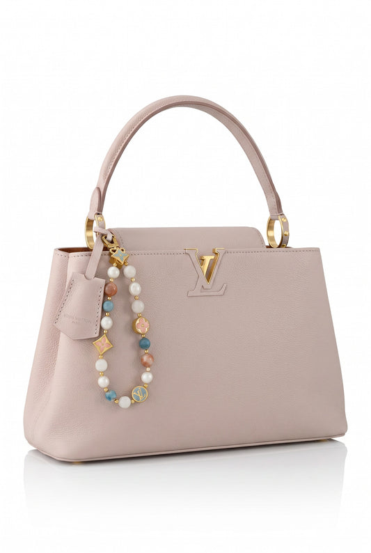 👜 CAPUCINES SOUPLE GRIS PERLA Sofisticación absoluta para mujeres
